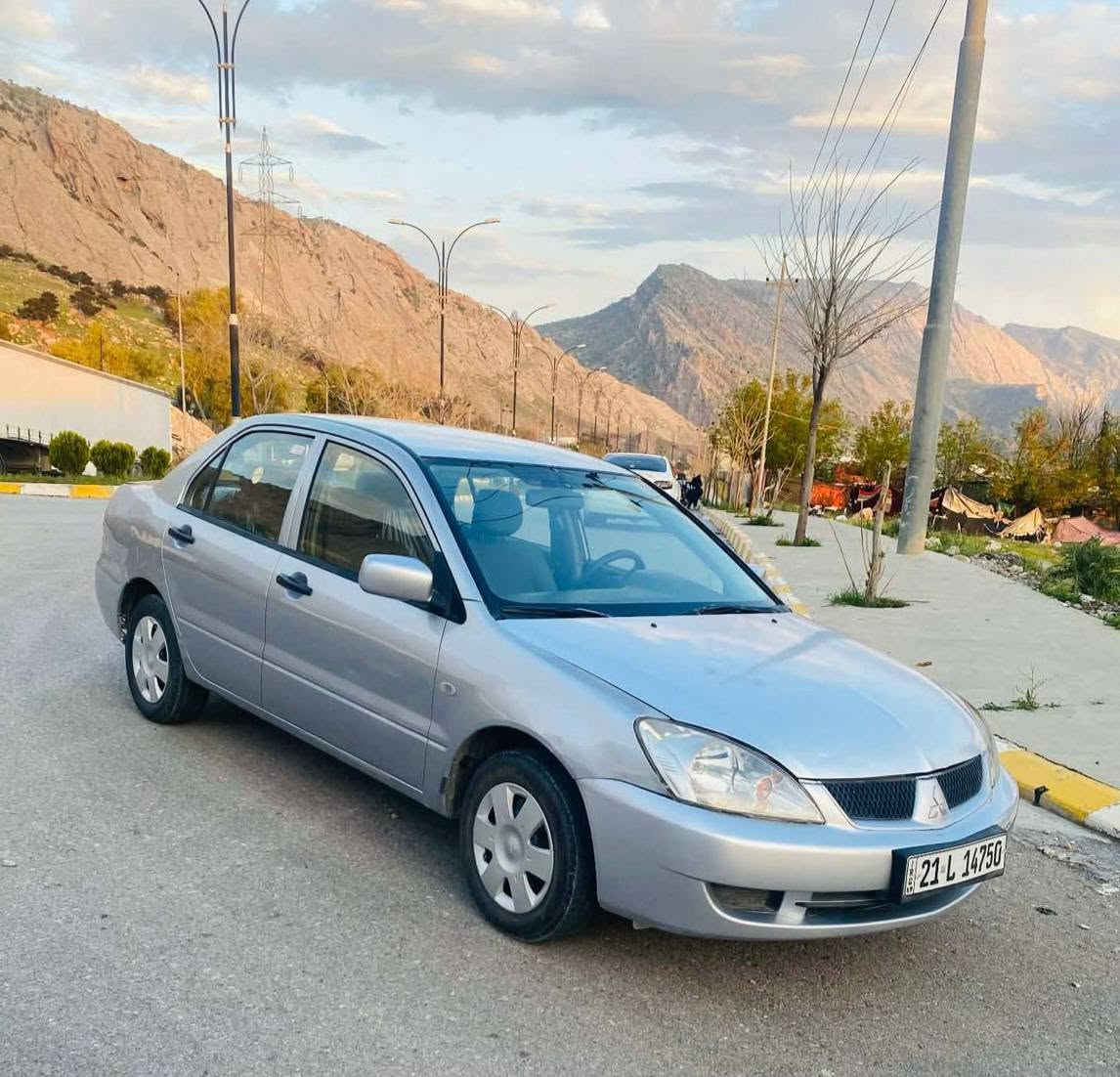 سەیارە [لانسەر] مۆدێل 2008 چوارپارچەی کاڵبوونەوە بێ دەعام گێڕ تەماتیکە مەکینە بچووک سعری 66 مەجال ژ.م *********** كيفري, ديالى
