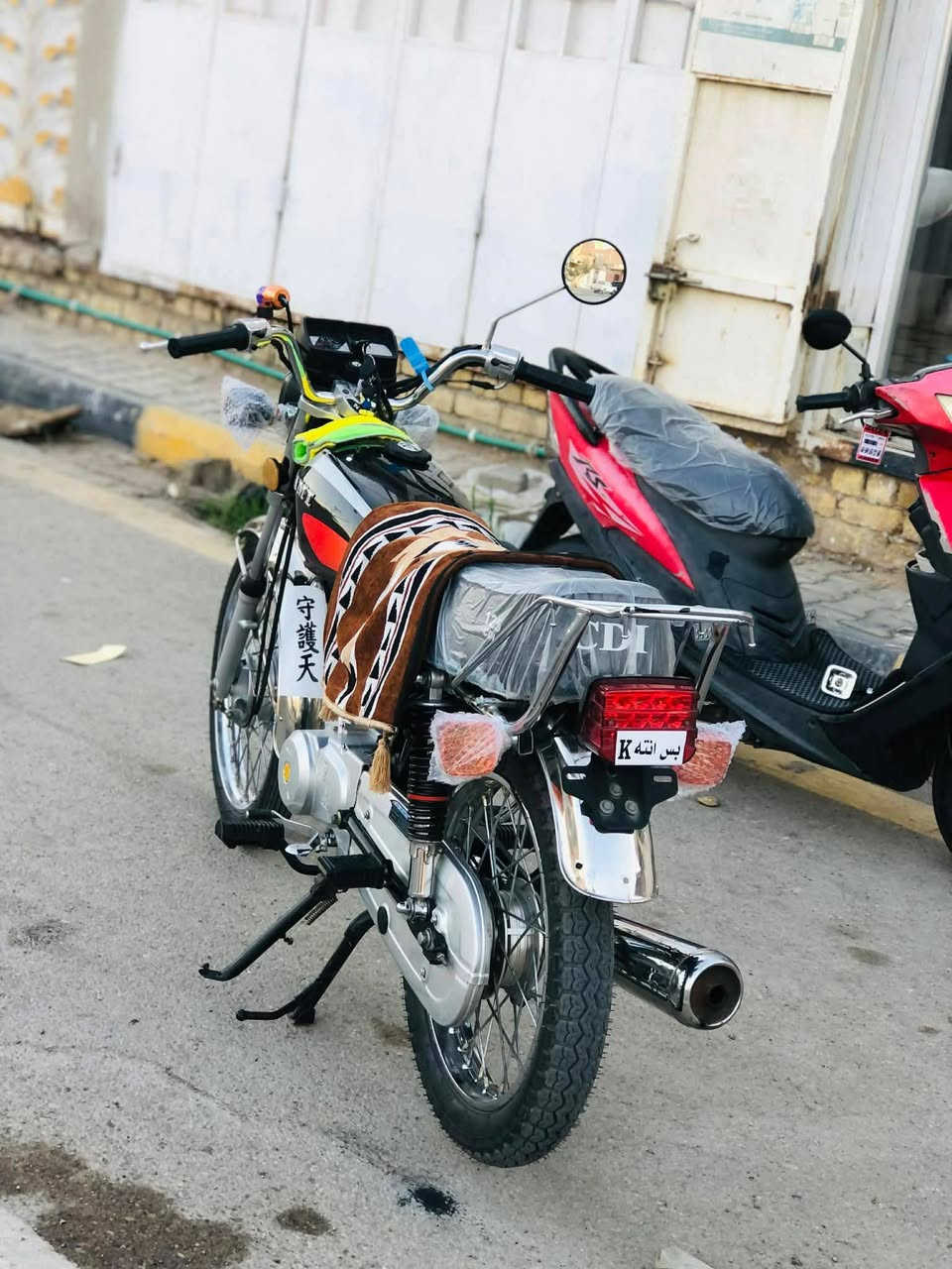 سلام عليكم نامة مديل 27 مكينة 3 احرف الاصلية سعرة 700 وبية مجال شراي اتصل وتدلل ***********
