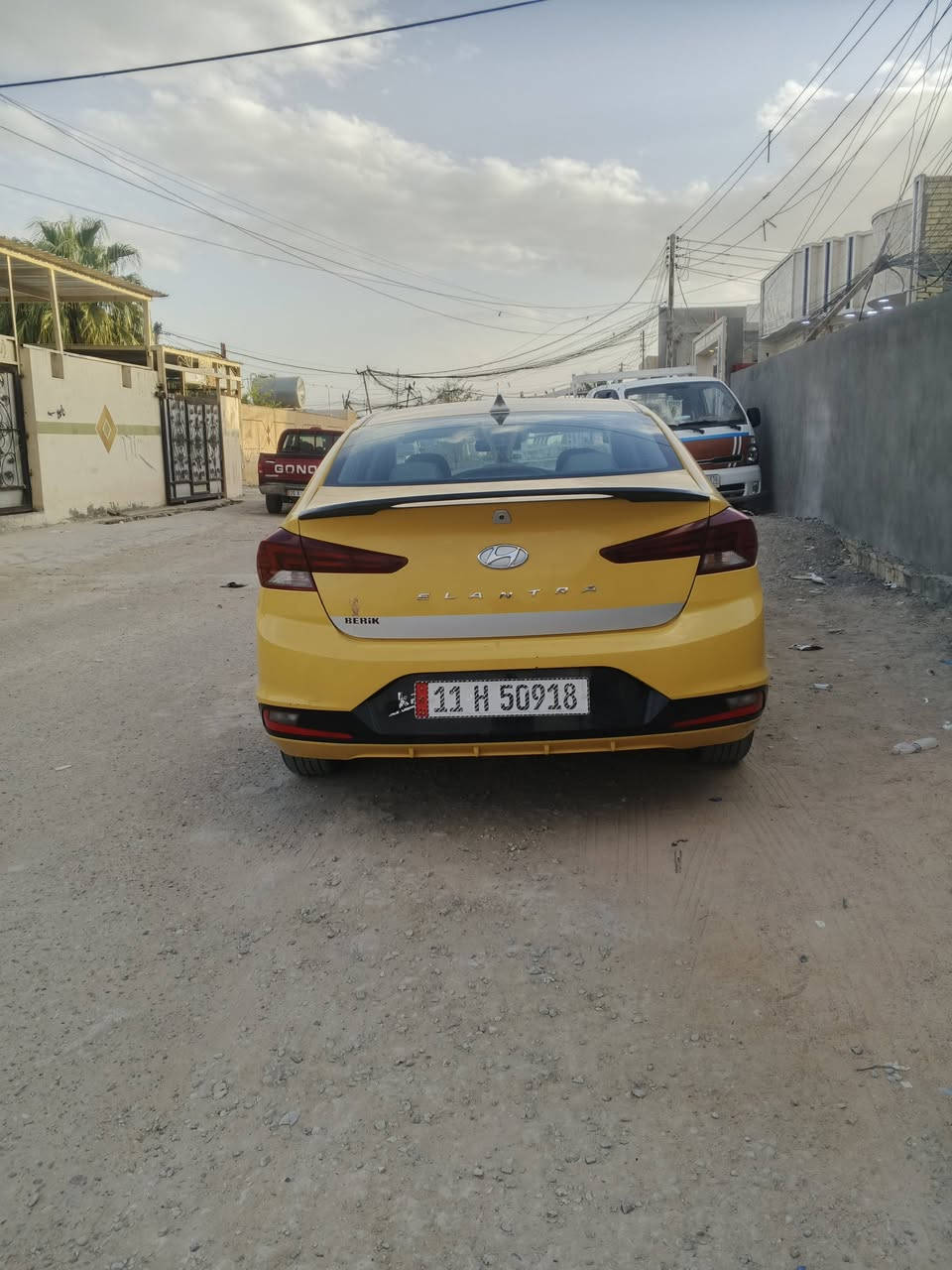 السلام عليكم 
النترا 19كفاله من كلشي حادثها سرقه جاملق امامي وراجع نفسه سيارة ليبل واحد بدون حادث كفاله من كلشي السعر 135 وبيها مجال مكفوله حته من المعجون *********** العنوان بغداد تقاطع النهروان ما متواجد على الفيس
