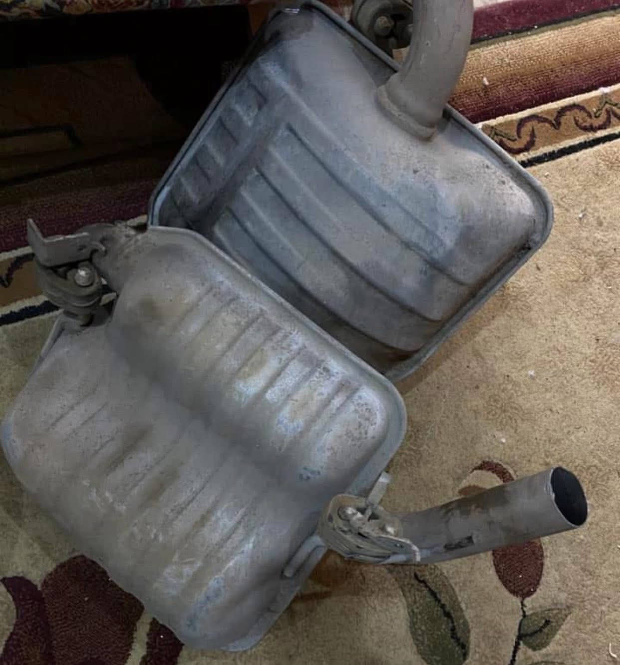 مابيع تك ولا اراوس
السلام عليكم

دبات كواتم خلفيه بلادية

وسطيات كواتم 

يرهمن جارجر جالنجر اوباما جيب 5.700 3.600 

 نضافه90‎%‎ سعرهن خاص او اتصل ‭0781 385 5594‬ مكاني نجف توصيل موجود لكافه المحافظات
