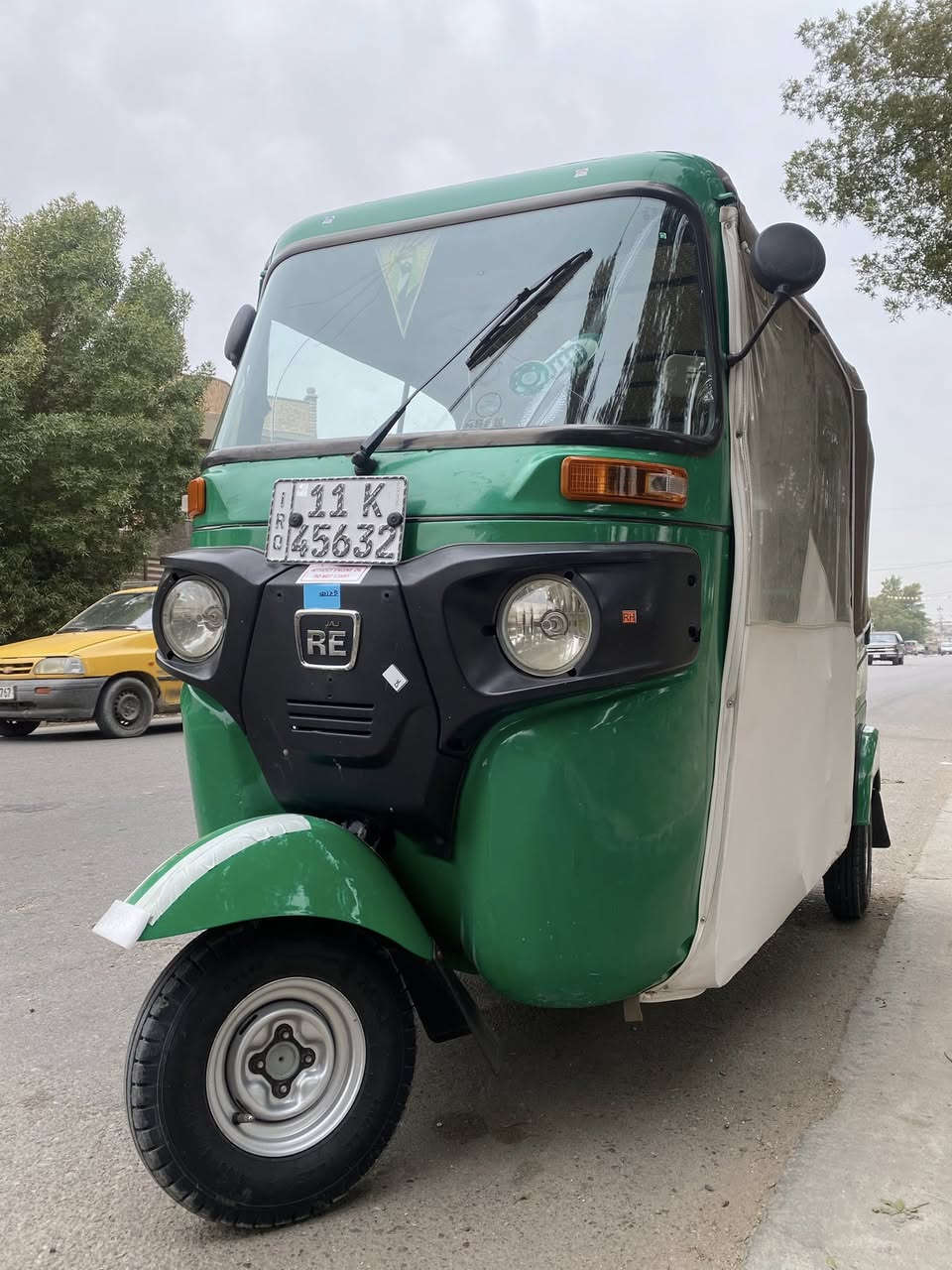 السلام عليكم تكتك للبيع لاتنقيص ولا تبخيري خير من الله التكتك جاهزة كبل للشارع 
***********
