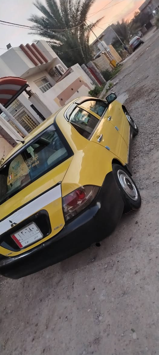 السلام عليكم لانسر موديل ٢٠١٠ رقم ديالى مشروع وطني سنويه ل٢٧ كير مكينه تخم تاير صدر تبريد تدفئه كله مكفول سياره بيه صبغ ٣قطع بدون دواخل خطها بعقوبه بلدوزر مصفره هيئه وغرامات السعر ٧٣ بيه مجال بسيط العنوان ديالى كنعان الرقم ***********
