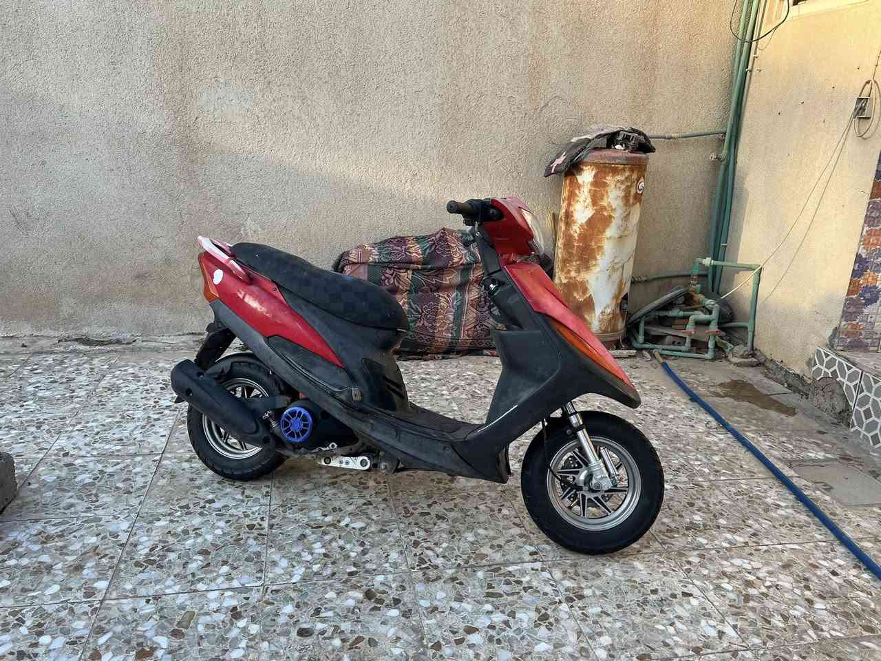 سلام عليكم ماكس عدله للبيع الدراجه كامله كفرات  احمر جارد بلادي  كله ختم واحد الدراجه حلوه وناعمه شلعه معدل فول الدراجه حلوه وكامله مثل ماكدامك بالصوره ما مفتوحه 49 بلادي  سلف هندر كلشي شغاله والدراجه بيها تزويد بسيط  سلف وصدر امامي وو ويل كب هم رياضي وبيها بعد نواعم   مكاني كربلاء السعر على خاص او الشراي يتصل او يجي على خاص***********
