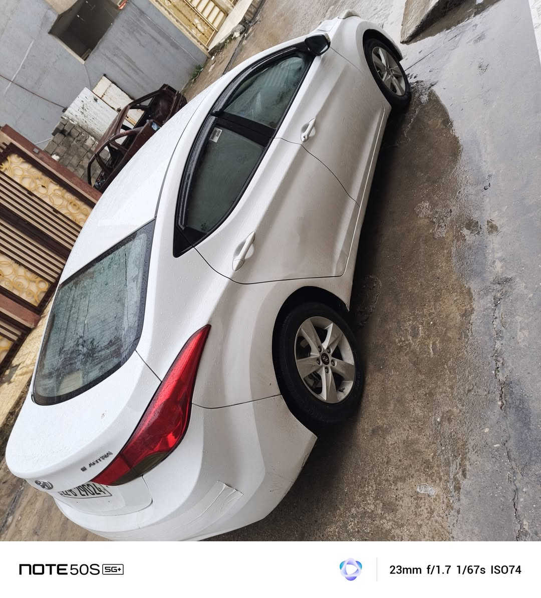 النتره 2011 حجم المكينه 18بيها داير الخلفي صبغ فقط السعر١١٥ رقمي***********
