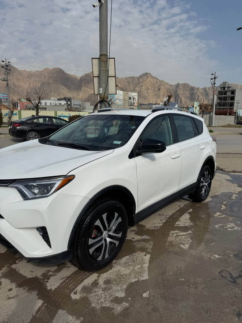 Toyota rav4 2016 AwD Le 
Hamu gyani mazbut nmuna la jwani
3 parcha boyaxa 
Hamu shtiki nweya 
Nrxi 165$ majali tedaya 
***********
***********
Ranya رانية, السليمانية
