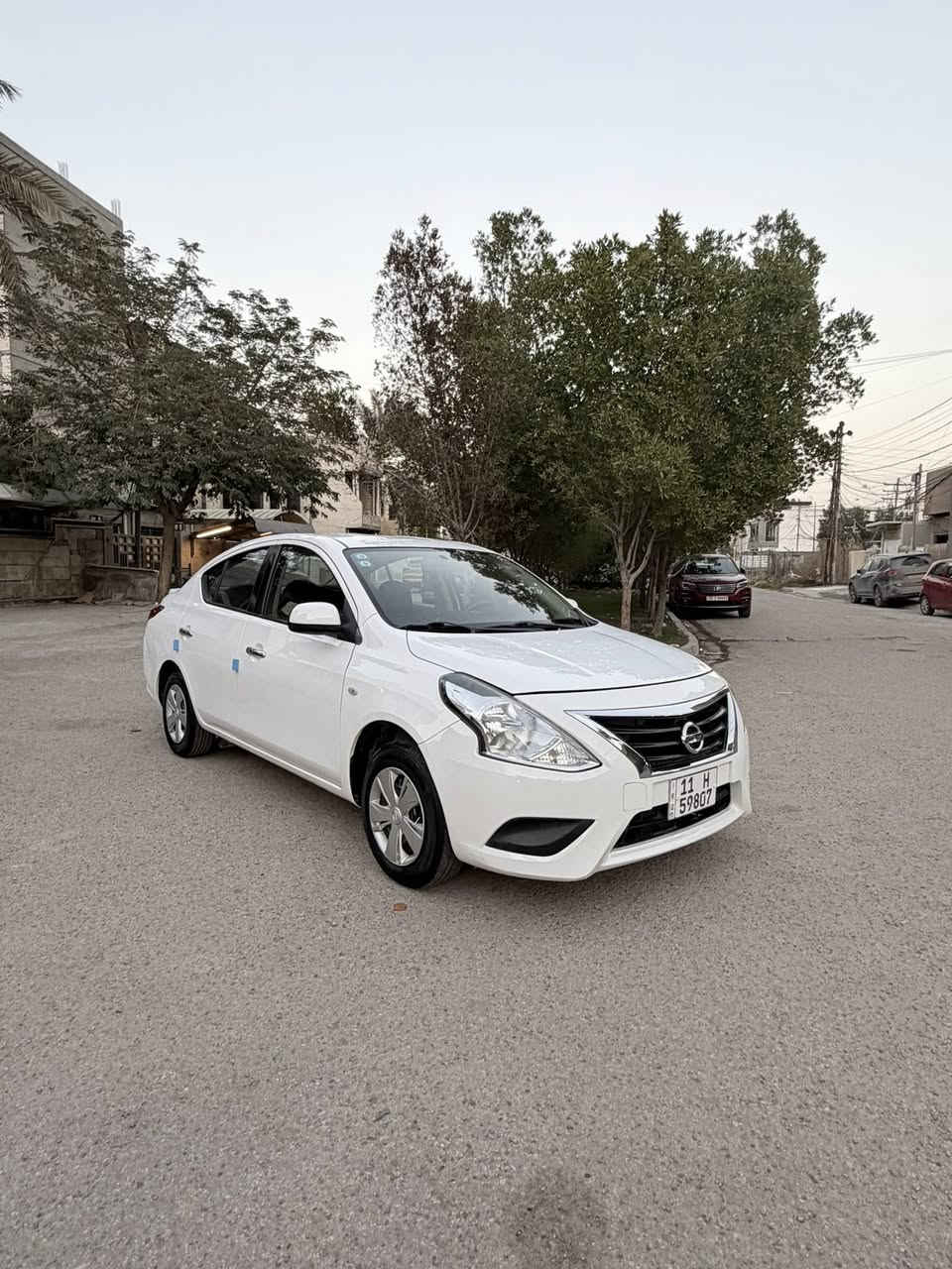 بسم الله توكلنا على الله
سني هندي 2020 رقم بغداد هزه وسنويه جدد لل ٢٠٣١
سياره ماشيه قليل 73 الف فقط حقيقي شرط الكلوب
جديده ومحافضين عليه
صدر تايرات جدد تبريد ثلج سياره ناعمه ونشطه
دهن الماني ادينول دوشمه جلد اصليه ارضيات جلد مغلفه
غرفته جديده جداً
السونار مرفق بلمنشور اخوان!!!

107 سعره مناسب وحلو جديده 
مكانه بغداد الجهاد
 مهندس عبدالله
***********
