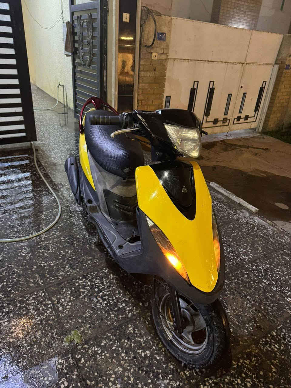 عدله للبيع بوشه ٤٩ مفتوحه  ولفات الدراجه نضيفه عوزها بس قبق باتري  نكره سلف  الصبح لا تنقيص ولا تبخير تجي تشوف بعينك  بغداد المنصور

الحلال ب٥٠٠ وبي مجال للطيبين

واتس اب ***********
