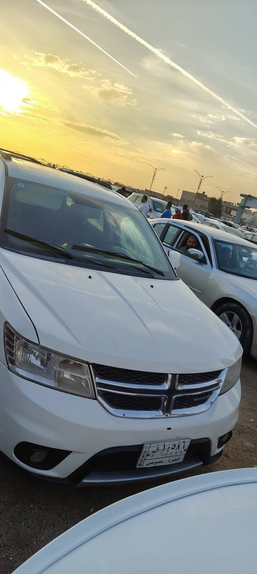 دوج جورني 2011 محرك 6 سلندر تحويل ثاني يوم رقم بصره راعيه بلزبير
السعر 100ورقه 
للستفسار رقم ***********
