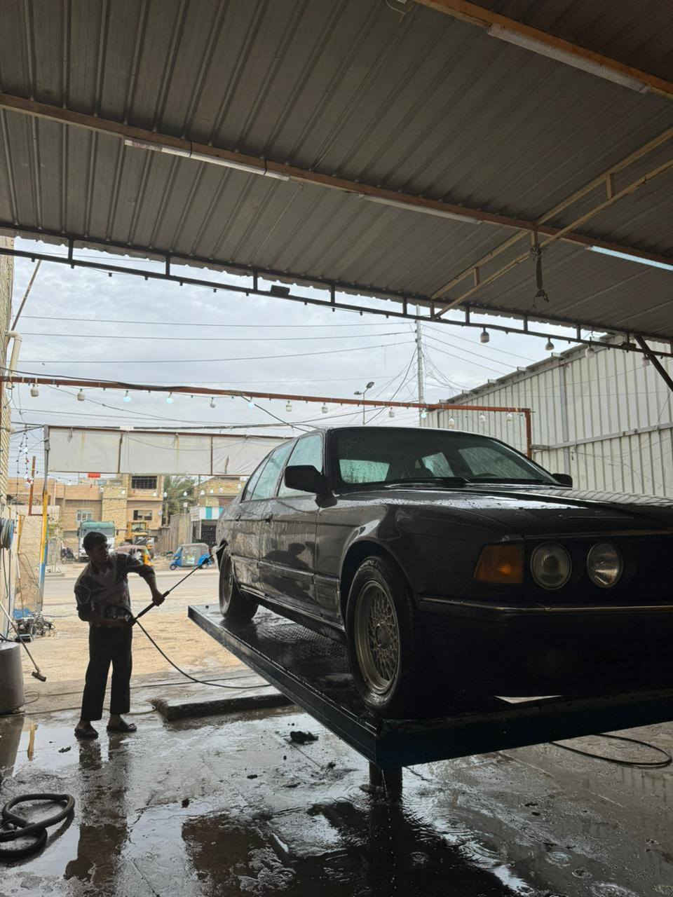 سلام عليكم بي ام 735مفتوح دبل جام سلايت جلد كشن كهربائية تبريد ويه سويج سنتر لك سياره مابيها اي نقص بسمي رقم جديد  سعر 65وبي مجال مكاني كراده او سيديه ***********
