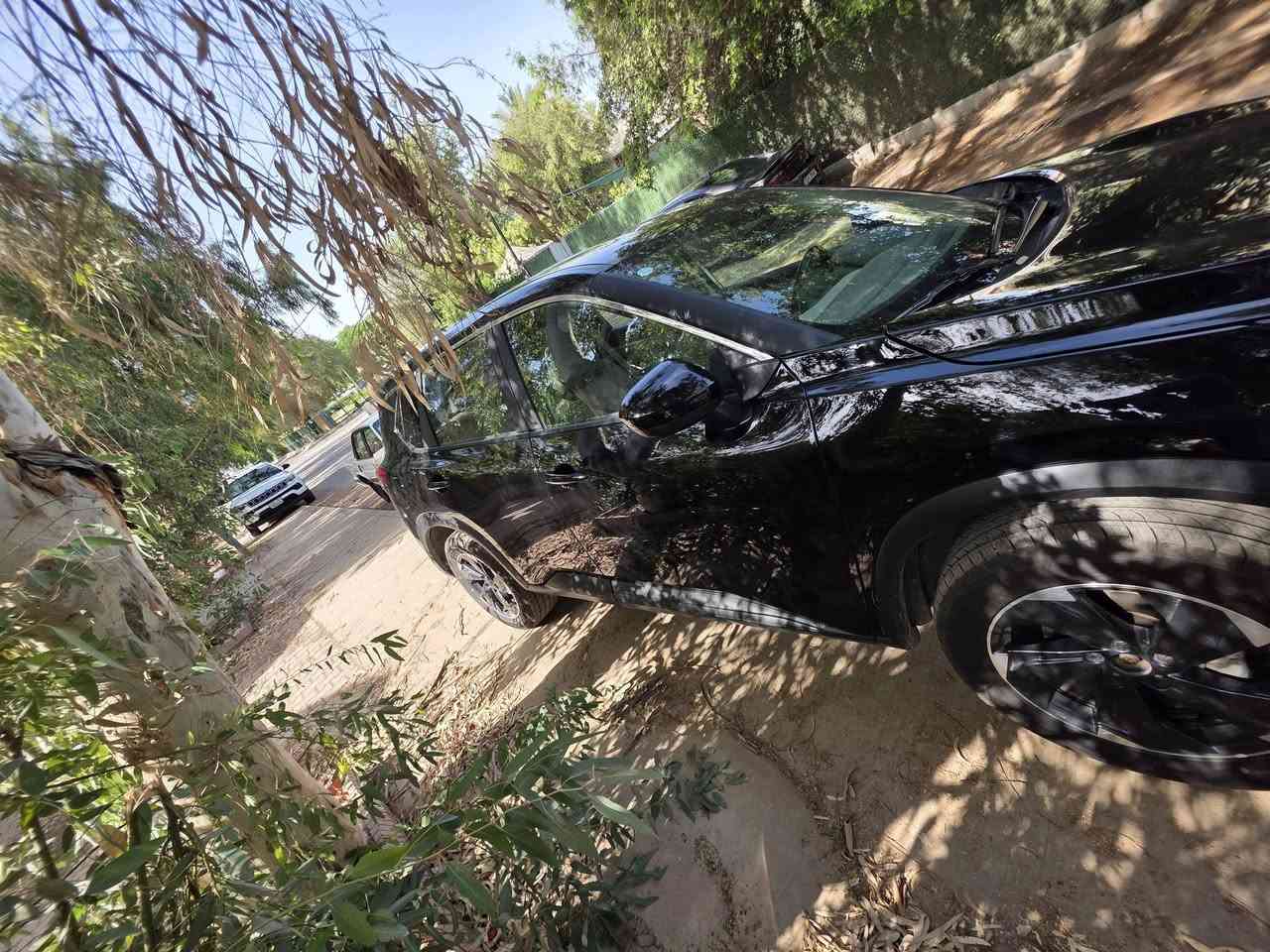 Nissan rogue 2025 sv
 نيسان روج ٢٠٢٥ sv
ماشية ١١٩٨٧ ميل 
حجم محرك ١٥٠٠ 
٣ سلندر  (٢٠١  حصان )
بدون ايرباك  
بجم  كبس  راديترات بلادي 
رادرات  امامي خلفي جانبي 
حساسات  خلفي 
تحكمات ستيرن  
داخل  ابيض مطفي 
رقم بغداد
وبقية الموصفات المعروفة
صور الحادث بل منشور 
٤ قطع صبغ
السعر  ١٦٠ وبي مجال
للاتصال 
***********

