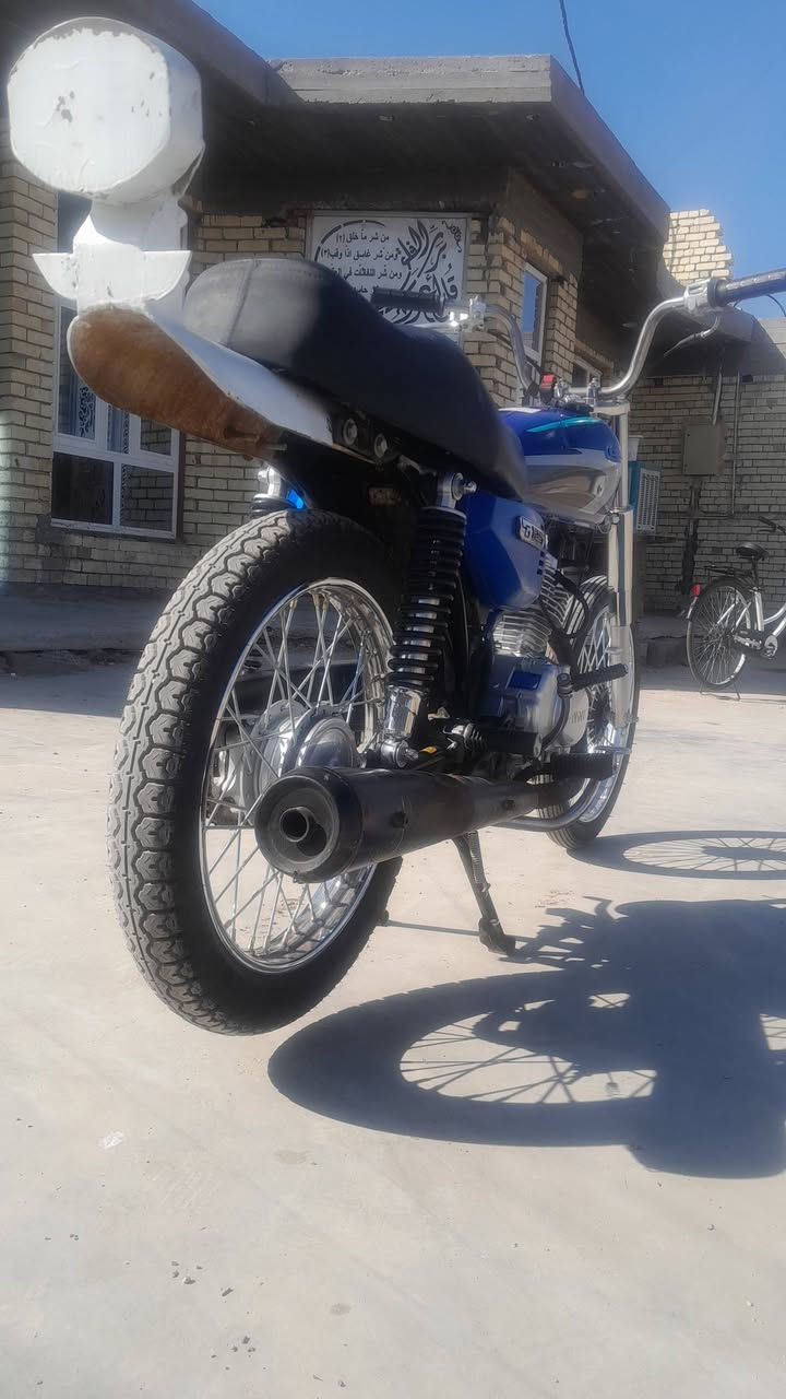 نامة شلامجة للبيع ٢٥ والشاصي ٢٤ اوراق سكنر مبدل ولفات بس السعر ٦٧٥ بيهة مجال ***********
