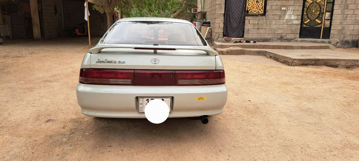 السلام عليكم سياره للبيع كرسته نفخ موديل 92 رقم ميسان جديد باسمي محرك 2500 تبريد شغال صبغ جماليه مكفوله من الضربه والنقل والكص والعيب الشرعي السعر 75 وبيه مجال العنوان بصره ابو الخصيب رقم الهاتف ***********

