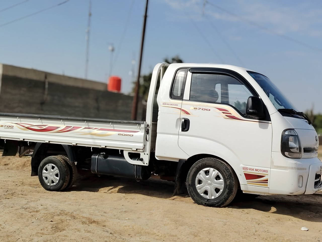 كيه موديل 20سيارة  مكفوله كفاله عامه  على وضع شركه  سياره حلوه ونضيفه وخير من الله رقمها واسط بسمي  سنويتها  لحد  2035.مداور شوكت ما تريد  مكان سياره  واسط شيخ سعد  سعرها  130 وبيها مجال بسيط  شراي يتصل  ***********
