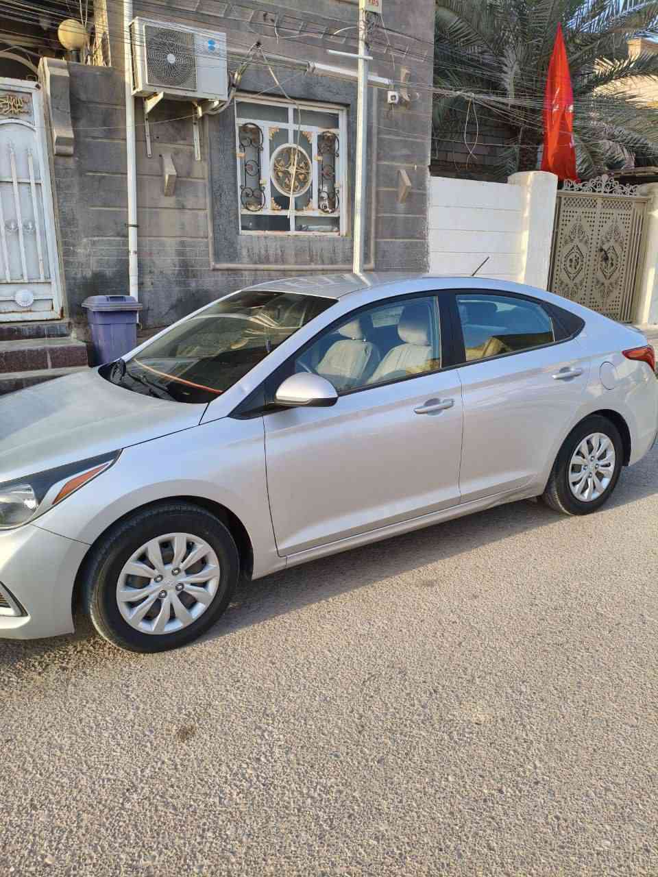 سلام عليكم
اكسنت مديل21 امريكي ضربته بنيد وجاملغ
رقم ذي قار بسمي تحويل مباشر  السعر 120
مكاني ناصرية مركز ***********
