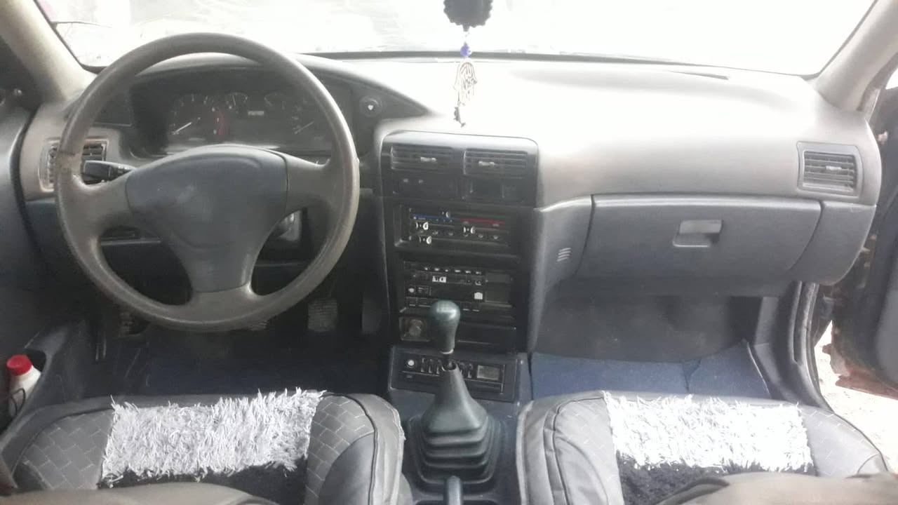 للبيع سيفيا بغداد 93 بسمي السعر23 للاتصال *********** صاحب السيارة
