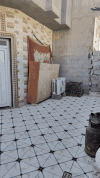 بيت للبيع 200 متر ***********مكان حي الصدرين
