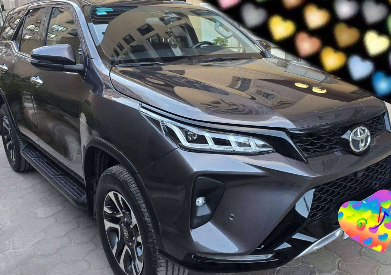 للبيع 

   مجموعه فورتشنر سبورت 

1/ 2026 ابيض 11000k

        رخصة 9 شهور

2/ 2025 ابيض 4000k

        رخصة سنة 

3/ 2025 ابيض 22000k

       رخصة سنة 

4/ 2025 اسود 20000k

      رخصة سنة 

5/ 2023 فيرانى 22000k

      طبقه حمايه أمريكى 

     صيانه توكيل مغيره باب 

     فى التوكيل فقط 

     والباقى زيرو فبريكا 

     رخصة  6 شهور 

        ولا تلف ولا تحتار كله 

              عند كيرو كار


**إذا كنت صاحب هذا الإعلان وتريد حذفه لأي سبب، رجاءا أرسل رسالة إلى الدعم الفني**