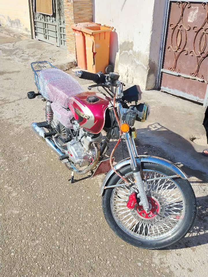 دراجه تايكر موديل 24 شلعه معدلل فول مكفوله السعر 550 وبيه مجال لل طيبين المكان بعقوبه تقاطع القدس ***********
