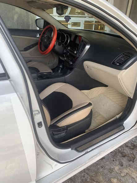 للبيع فقط 
السلام عليكم 
للبيع اوبتما 2016 خليجي 
الفئه GTLin جيتي لاين
محرك 2400 DOHC دوش 
شرط تحويل موكاله
ضررها بيها بارد موضح 
وياها سونار  
وبيها الجاملغات الوره محكوكات واثناء التعديل والصبغ 
صار رشات ع بوب ف سويتلها توحيد لوون فقط لا ضررر ولا شي وشرط الشاصي شخط مابي 
مواصفات 
شاشه كبيره 
ترحيب عند الاقتراب 
مري شفط
لد زنون عالي ناصي 
حاساس امامي خلفي 
ECO
تحكمات ستيرن
مثبت سرعه
فتحت سقف بنوروما 
شفتات ستيرن
سياره شرط محرك وكير شركه 
تبريد قطعتين
تدفئه
ويل كروم 
السعر 135 وبيها مجال للشراي
مكاني/بغداد-المحموديه-ناحيه الرشيد 
هـ: ***********
هـ: *********** بي واتساب
***********.  ==
