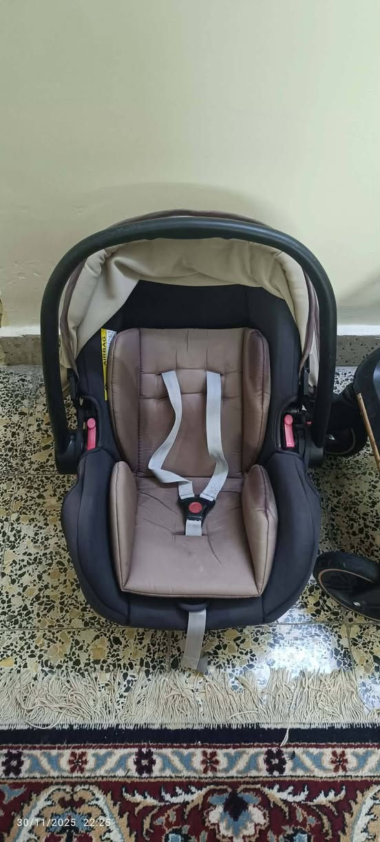 عربانة اطفال للبيع ماركة وما بيها اي عيب تصير كركوت 
السعر 60 وبيها مجال


**إذا كنت صاحب هذا الإعلان وتريد حذفه لأي سبب، رجاءا أرسل رسالة إلى الدعم الفني**