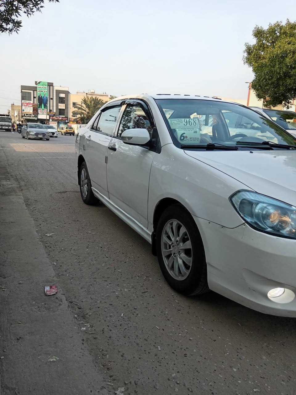 السلام عليكم بي واي دي ٢٠١١ جاهزه مكينه وكير خير من الله كهربئيات شغاله تخم تاير صدر جديد غرفه حلوه مشروع وطني كير اوتو ترايهه حلو السياره رقم بغداد الدولي شاشه كامره تحكمات فتحه شغاله السياره مكفوله من الضربه والصبغ فقط باب سياره جاهزه السعر ٤٨مكان السياره بغداد الحريه الاتصال ***********
