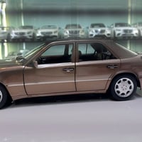 مرسيدس • اكسبلور