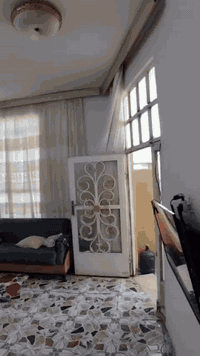 دار للبيع 
المساحه 100 متر مربع 
طابو زراعي سند 25 تحويل مباشر 
موقع : حله بكرلي الثالثه شارع الغسل بلبدايه ع شارع رئيسي
طابقين يحتوي على 2 غرف نوم وصاله ومطبخ وكلدور ومجمع صحي 
السعر (51) مليون 
ليرغب بشراء الأتصال ع ارقام تاليه…..
***********☎️***********
