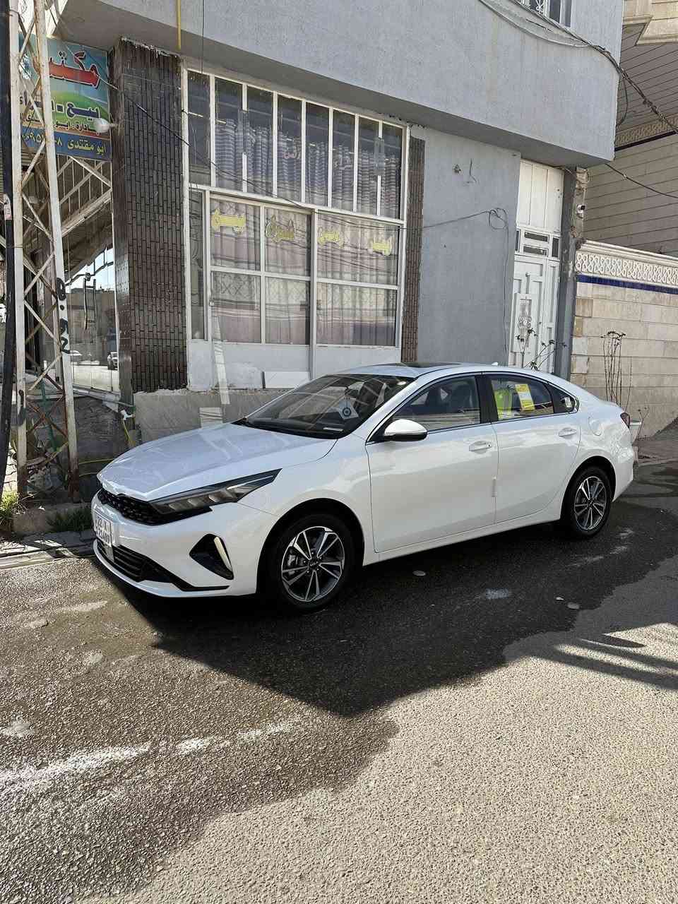 سلام عليكم K3  للبيع موديل 2025تجمع صني محرك 1500 سياره زيرو زيرو ماشيه 5 تلاف فقط على وضع الشركة بسم شركه وكالة  تريد تحويل مكان سياره نجف شارع الروان 
(سعر 148)
الأتصال فقط فقط 
***********
