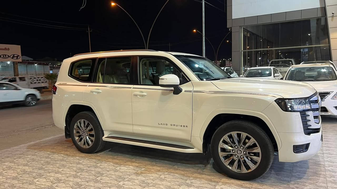 TOYOTA LAND CRUISER:(2023):GXR

 GX.R ( شركة جيهان تويوتا العراق)

فــول مواصفات ثلاث شاشات تطبيق 
ماشيـه  122 الف كم 
داخل بيجي
 ‎صندوك جك وسحب
ثلاث شاشات
 ‎ كشـن كهربائي 
كشـن تبريد 
ثلاجة مركزي ‎وبعد وبعد…
>>>>>>
السيارة نضيفه كلش
سنوية و هزة جديد
رقم اربيل الدولي بأسمي 
تحويل او وكالة
‏موجود كل اغراض الشركة 
السعر: 650$ وبيها مجال 
>>>>
مكفولة كفالة عامة ماعدا تكحيل بالدعامية
والباقي مكفول 
كير محرك مكفولات ع وضع شركة 
مكان السيارة الخالدية
 
للتواصل الاتصال على ((*********** )) 
او مراسلة الصفحة
