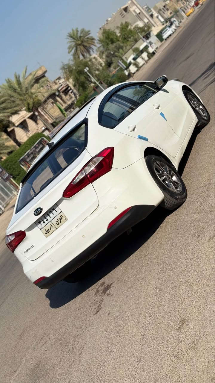 السلام عليكم
سيراتو 2014  خليجي فول مواصفات رقم اربيل سنويه نافذه باسم كردي تريد تحويل او وكاله هزه وفحص كله جديد محرك 1600 دوش بيها صبغ 4 قطع وبيها قبق جنطه مبدل نفس اللون اصلي بدون صبغ وبيها روس شواصي خلفيه معمرات ماشيه 150 الف كير ومحرك وتبريد وصدر بشرط
السعر/84$ ومجال بسيط بيع او مراوس
العنوان/بغداد-الاعلام قرب تقاطع درويش
*********** واتساب بغداد, العراق
