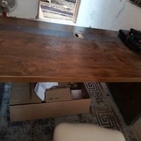 ميز مكتبي • نظيف جدا