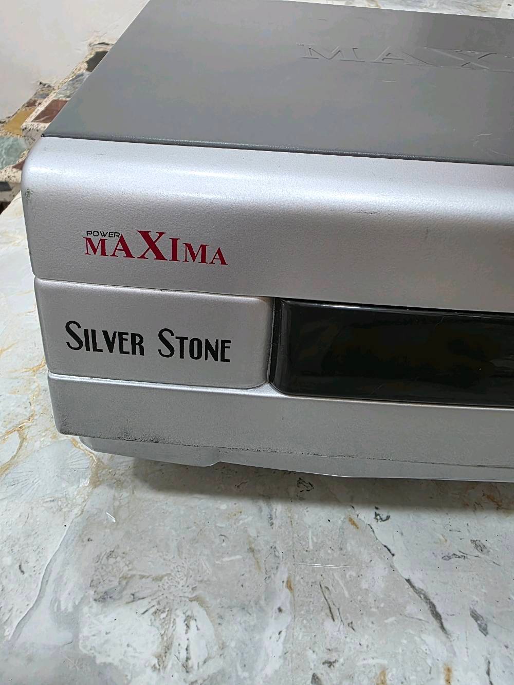 عاكسات عدد 2 مكزما 1500 واط 24 فولت
شرط الفحص والضمان
عاكسات نضيفه استخدام قليل
ضمان ٥ ايام تشغيل
سعر الوحده 110 الف
مكاني ميسان 
توصيل موجود كافة محافظات العراق

هل يوجد ضمان على الجهاز؟: 
ضمان ٥ ايام
ما هو الموقع بالتحديد لعرض الجهاز؟: 
ميسان 
هل يوجد أي ملحقات مرفقة مع الجهاز؟: 
لا
ما هي حالة البطارية وهل تحتاج إلى التغيير؟: 
بلا
هل ترغب بالتبادل مع جهاز آخر أو أن البيع فقط نقدي؟: 
لا