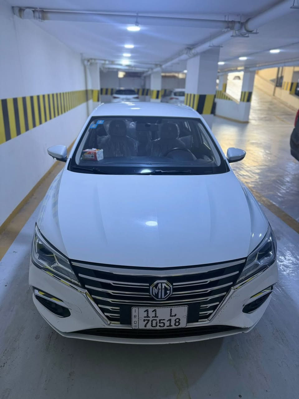 السلام عليكم
MG5. 2024 
رقم بغداد دولي تحويل 
كفاله عامه فقط ملاحضات
بصمة تشغيل مثبت سرعه 
حساس +كامره. + شاشه  وتحكم ستيرن 
مكاني / البصرة 
س/ 102وبيه مجال 
هاتف / ***********
