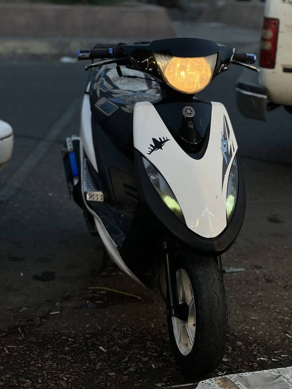 ماکس عدلە بوشە ٤۹ 
کلە  بلادی بس مکینە مفتوحە
صالنصە sc ویە طکە و صالنصە بلادی کاتم ویا 
نص سلف یشتغل
واتساپ ***********
بیع مستعجل 
سعر ٤٥۰
