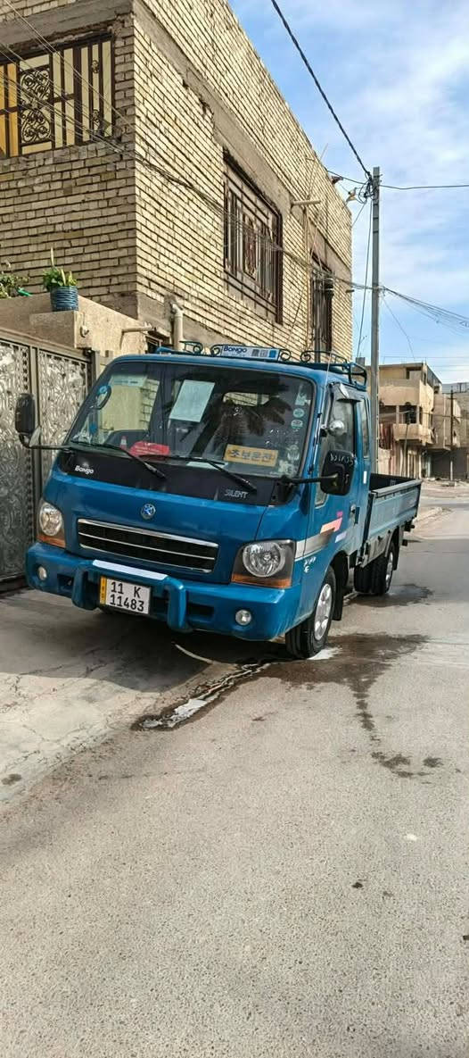 سلام عليكم
للبيع كيا ام عيون موديل 2003 

سياره فول موصفات سبيرات شركة بعدهن 
سياره بسمي من شركة زيرو بعدهي بوضع شركة مكفولة كفاله عامه من كلشي 

مكاني بغداد سياره تحويل ثاني يوم 

السعر عل انتصال وتدلل 

***********
