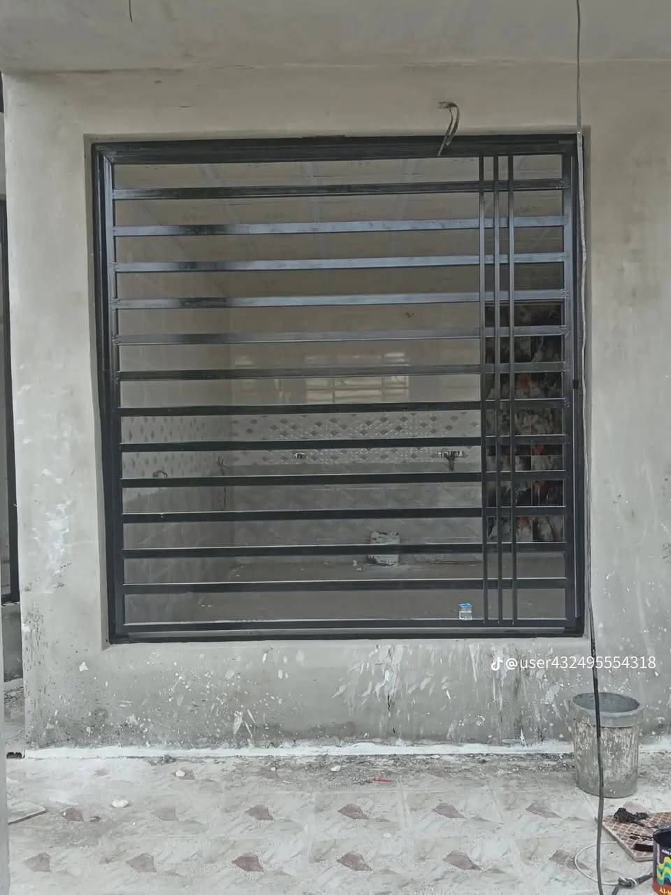 سلام عليكم اني خلفه صبغ طلس عام تصليح جيبس جوين وبرغي واجهات صبغ داخل خارج واجهات حد اديه تنضيف وصبغ شغل درجه اوله مرتب بلي يرضي الله مكاني نجف ***********
