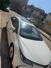تيوتا كورلا هايبرد شكل الخليجي HEV موديل 2025 فول مواصفات عداكرسي كهرب...