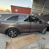 سورنتو موديل 19 اريد مراوس بكيه نضيفه من ١٧ وفوك هاتف 07830472938