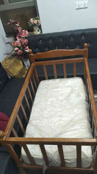 چرباية طفل تفصال  للبيع
مع مندر جديد
السعر 140 وبيها مجال للشراي
العنوان البراضعيية قرب القصر 
 واتساب ***********
