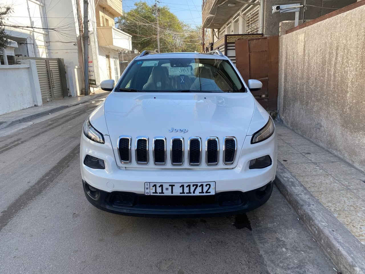 جيب بزون موديل ٢٠١٥ خليجيه سياره ٦ سلندر فول فول بانورما جنطه كهرباء بيها ٤ قطع صبغ بغداد بسمي السعر ١٣٠ بغداد الطوابجي ***********
