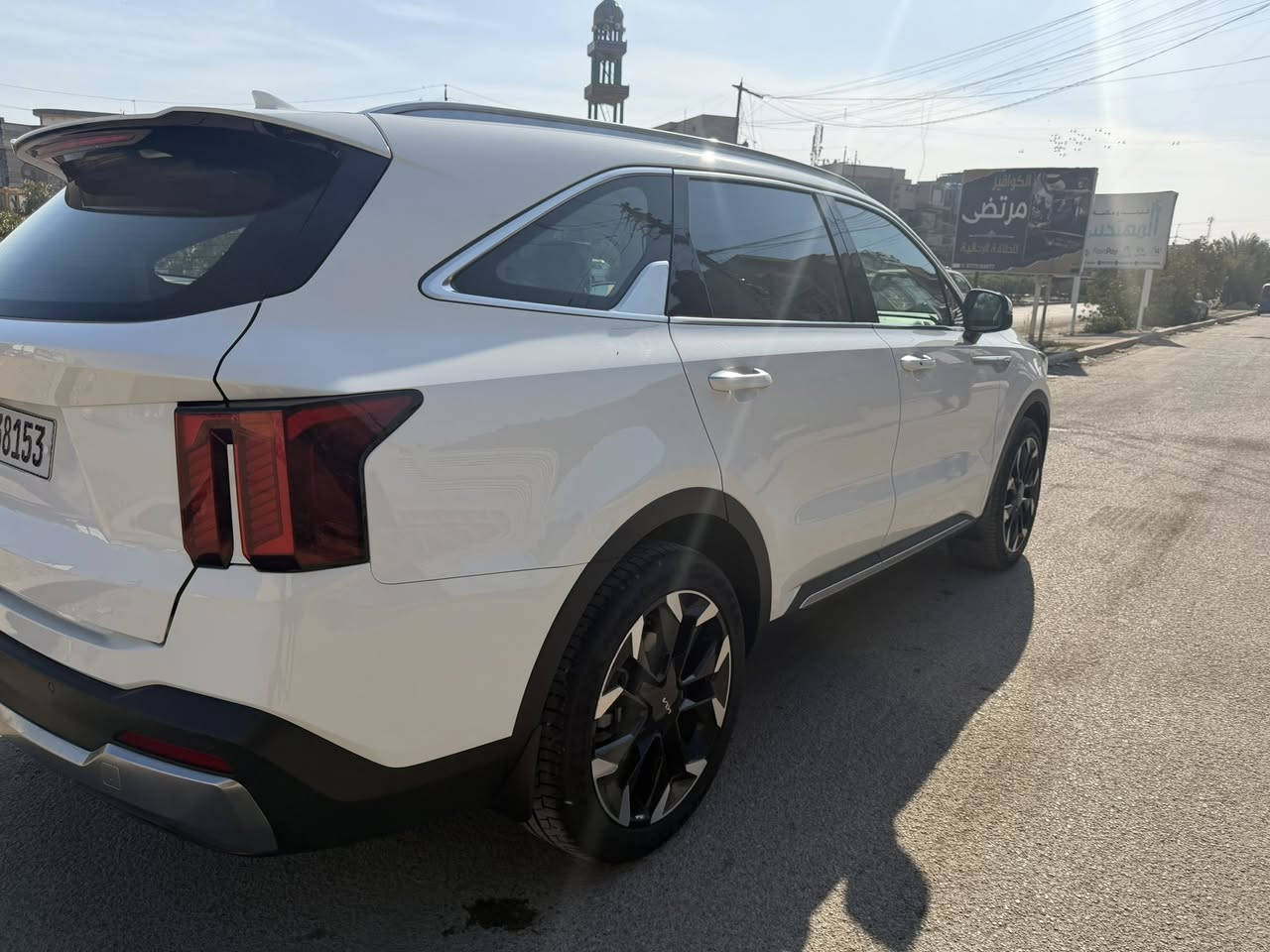 السلام عليكم
سورنتو 2024 ذات شوب 
ماشيه 17 الف فول ماعدا 
البنوراما ويل 20 رقم بغداد رقم الهاتف ***********
مكان زيونه
سعر 313
