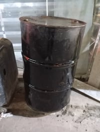 برميل فارغ • ثقب قليل • للمواكب