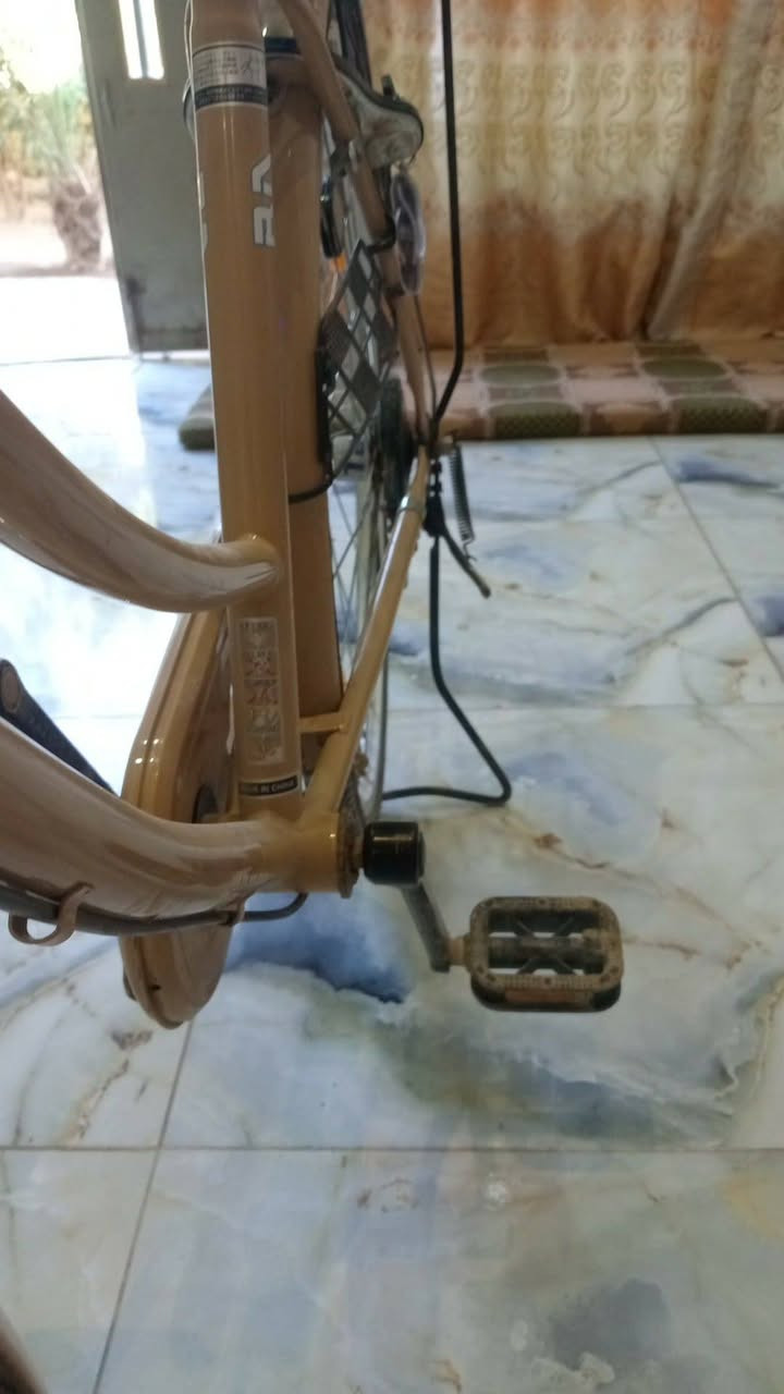 سلام عليكم باسگل بيدي للبيع السعر 140نضيف 
ادمن .  .  .


**إذا كنت صاحب هذا الإعلان وتريد حذفه لأي سبب، رجاءا أرسل رسالة إلى الدعم الفني**