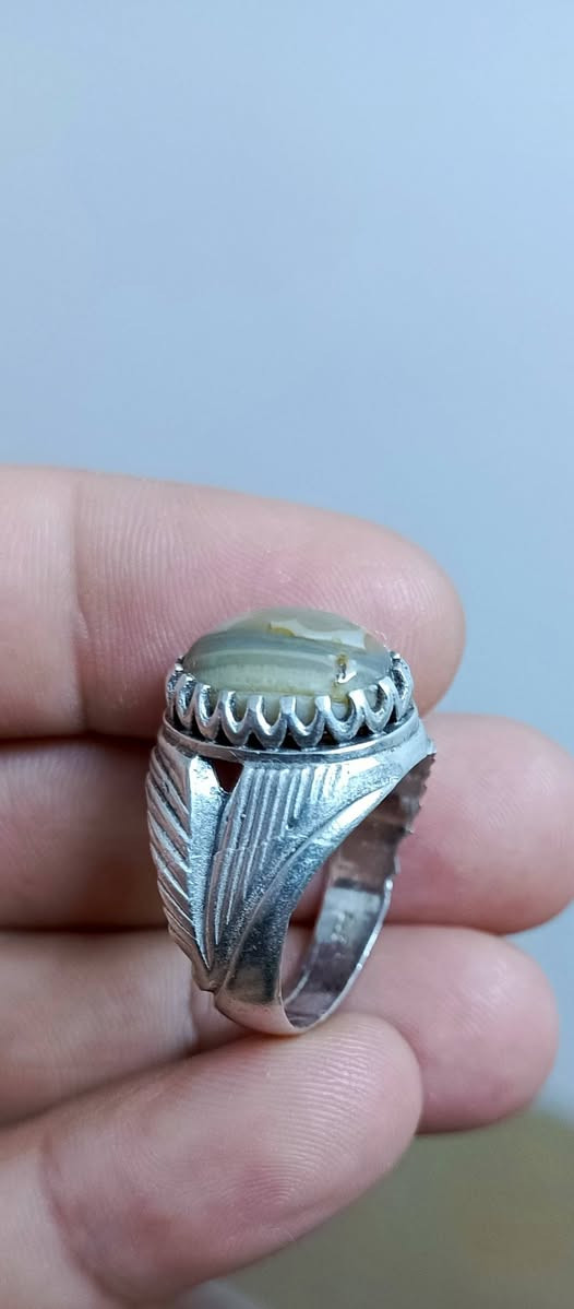 السلام عليكم للبيع شلعه وحده السعر 110 الف مكاني بغداد مدينة الصدر للاستفسار عالخاص


**إذا كنت صاحب هذا الإعلان وتريد حذفه لأي سبب، رجاءا أرسل رسالة إلى الدعم الفني**