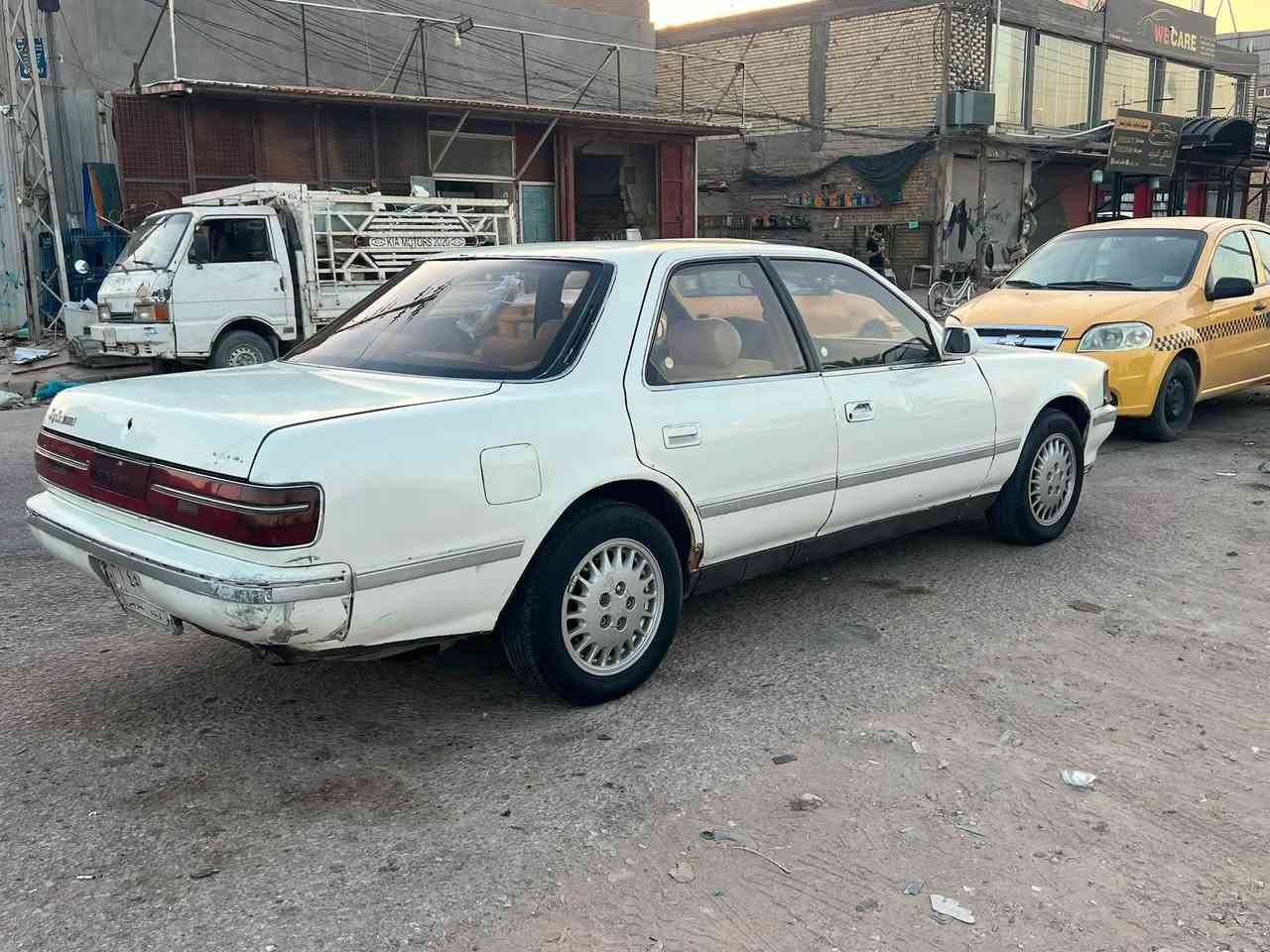كرسته تكم موديل 1990 رقم كربلاء مشروع وطني مكفولة من الكص والضربه القوية مصبوغه عام جمالية مكينه ونجي    ( مكينه وكير وحدادية وتخم تاير مكفولات )
سعر 29 وبيه مجال 
مكاني نجف
***********

