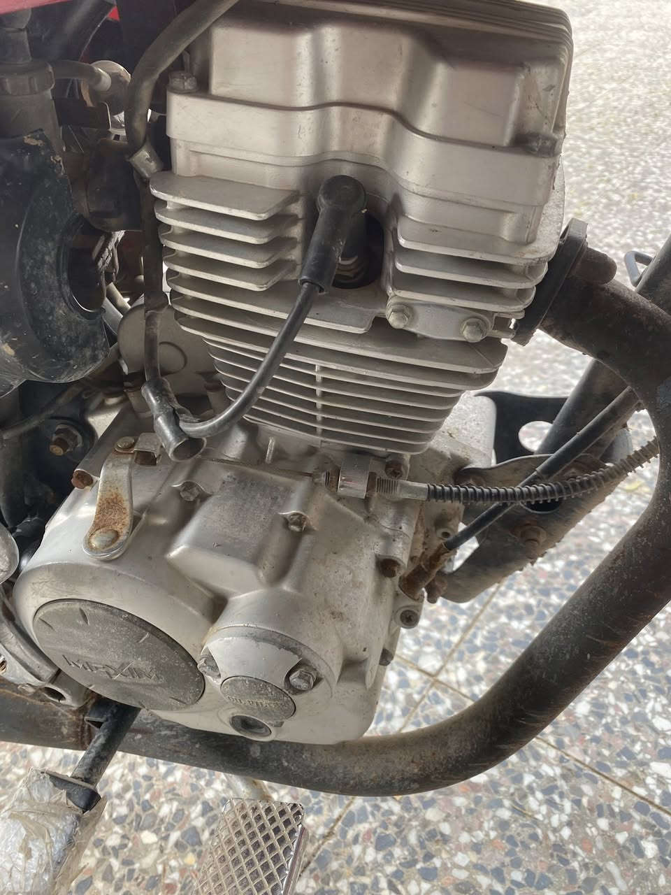 سلام عليكم دراجة للبيع سعر 650 اوراق وصولي للستفسار ***********
