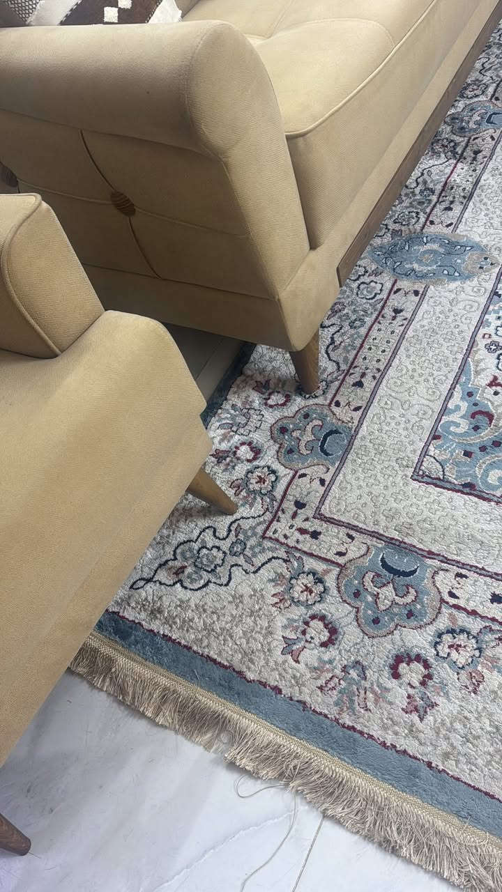 السلام عليكم اثاث بيت للبيع المكان بغداد السيديه
التخم الرصاصي ٨ مقاعد تركي سرير قلاب ٧٥٠ 

التخم البيج  ١٠ مقاعد تركي مخزن وسرير بدون ضرر ٧٠٠ الف 

براكيت ٣٥ 

ميز بلازما مع طبله وسطيه ٧٥ الف 

كاونتر متر ونصف مع سنك تركي ٢٥٠ الف 

مقدمات جكليت اثنيناتهم ١٢ الف 

طباخ مصري نظيف جدا يونين اير ١٢٥ بلازما حجم ٤٣ فول نت ١٧٠ الف

مكاني بغداد السيديه


**إذا كنت صاحب هذا الإعلان وتريد حذفه لأي سبب، رجاءا أرسل رسالة إلى الدعم الفني**