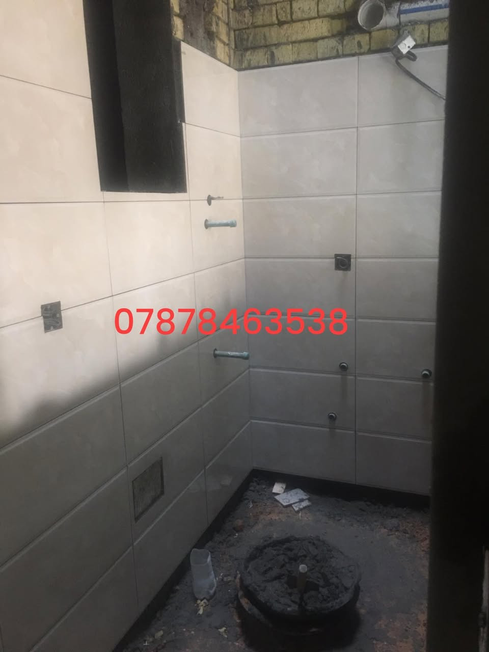 سلام عليكم :
خلفه سيراميك مصرى متفرغ حاليا لكل انواع السيراميك والبورسلين والكاشى والمرمر والبايات والألوااح أرضيات وجدران .
شغل ليزر درجة اولى وتسليم مهندس .
*********** الرقم بيه واتساب .

بغداااد فقط .
