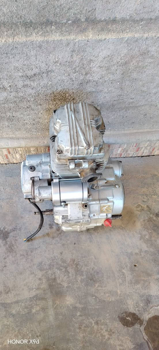 ياالله مكينة دايوان مال ستوتة موديل. 22 مشتقلهة جديد كرنك وبوشة وبستم وسلف شرط كلة ختم وكالة افحص وين ميعجبك السعر 150وبي مجال المكان الكرمة الكناطر الشراي يتصل مامتواجد عل نت ***********)
