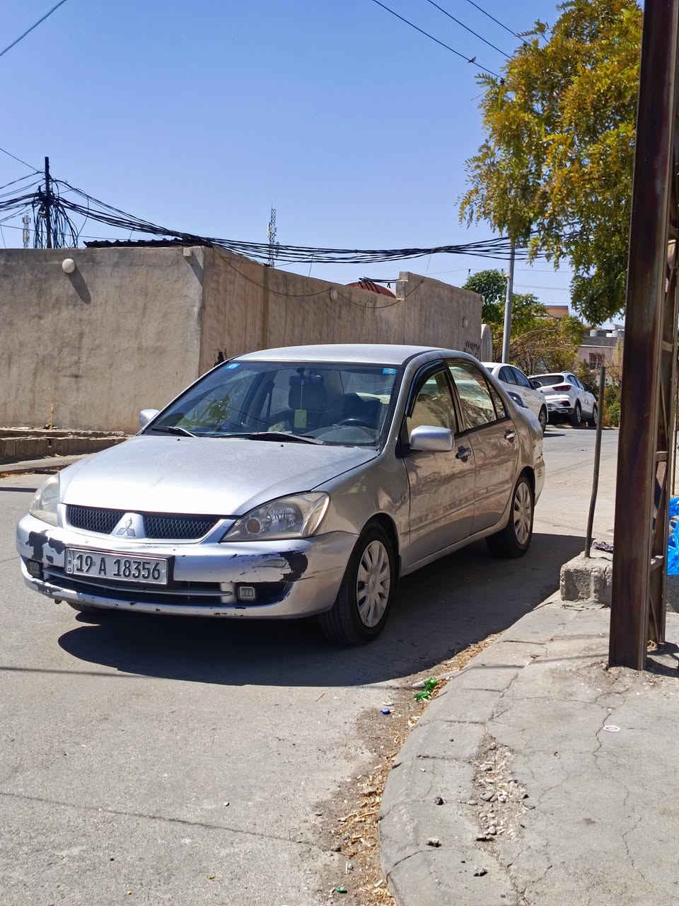 لانسر موديل 2010رقم كربلاء انكيزي الجديد مشروع وطني يعني عادي تتحول بي مكان مصبوغه عا جماليه وبيه بابين مبدلات محرك كير جديد مال جناي السعر 65 مكاني بغداد حي الري رقم الهاتف ***********
